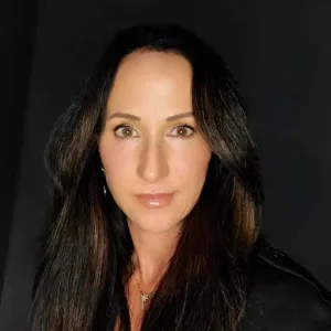 Ann Burns picture 300x300 jpg